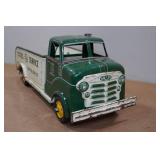 Vintage Marx Cities Service Towing Truck