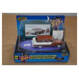 Road Champs 1955 Pontiac 1:43 Scale Model