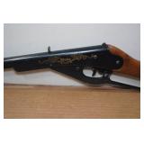 Vintage Lever Action Daisy Model 105 BB Gun
