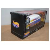 Hot Wheels Customised VW Drag Bus 1:18 Scale Model Car