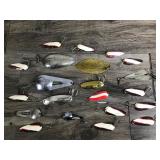 Lot of Vintage Collectible Fishing Lures - see description for more info