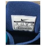 Pair of Used Nike Dual Fusion Run 2 Tennis Shoes. - Size 8