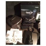 Lot of electronics: Gear VR, digital photo frame, universal docking station, CD player, wireless keyboard and mouse, walkie talkies and more