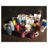 Lot of hot/cold glasses and mugs with lids and wooden serving tray