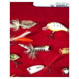 Lot of 17 Collectible Small Fishing Lures  - Gudebrod Goldeneye Trouble Maker - Heddon - Rebel R and More