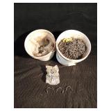 1.5 Buckets of fence post clips