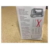 Cuisinart Power Advantage 9-Speed Hand Mixer