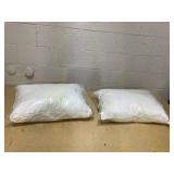 LOT OF 2 Charter Club White Down Alternative Medium Pillow