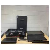 Blackstone Original 2-Burner 28" Propane Omnivore Griddle with Hard Cover