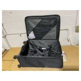 American Tourister Phenom Softside Large Checked Spinner Suitcase