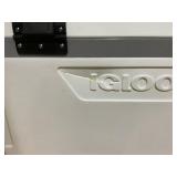 Igloo Latitude Marine Ultra 70 Quart Cooler