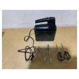 BLACK + DECKER Helix Performance Premium Hand Mixer - Black