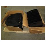 Pallet lot containing a large heavy...