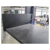 Commercial shelf with a solid metal base