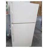 GE 18.2cu.ft. No-frost Refrigerator...