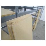 4 Sections of buttonhole shelving