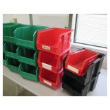 Large lot of mid-sized red and gree...