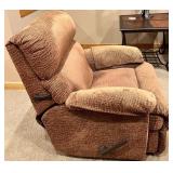 Flexsteel Brown Recliner with Patterned Upholstery. One of Two Matching Pieces, Lots 4 and 5 Flexsteel Brown Recliner with Patterned Upholstery. One of Two Matching Pieces, Lots 4 and 5