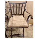 Set of 4 Metal Bar Stools with Padded Seats Set of 4 Metal Bar Stools with Padded Seats