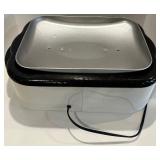Rival 16 Quart Roaster Oven with Removable Lid Rival 16 Quart Roaster Oven with Removable Lid