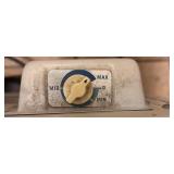 Used Danby Compact Refrigerator in White Model DAR192W Used Danby Compact Refrigerator in White Model DAR192W