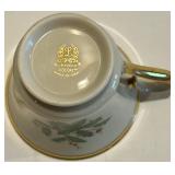 Lenox Holiday China Set with Holly Pattern - 21 Pieces Lenox Holiday China Set with Holly Pattern - 21 Pieces