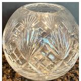 Set of 3 Elegant Crystal Vases in Assorted Designs Set of 3 Elegant Crystal Vases in Assorted Designs