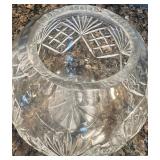 Set of 3 Elegant Crystal Vases in Assorted Designs Set of 3 Elegant Crystal Vases in Assorted Designs