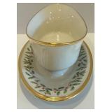 Lenox Holiday China Collection with Holly Pattern Lenox Holiday China Collection with Holly Pattern