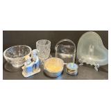 Collection of 7 Elegant Glass and Crystal Decorative Pieces Collection of 7 Elegant Glass and Crystal Decorative Pieces