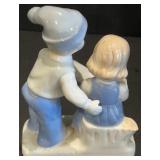 Collection of 7 Elegant Glass and Crystal Decorative Pieces Collection of 7 Elegant Glass and Crystal Decorative Pieces