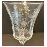 Set of 8 Etched Crystal Wine Glasses with Floral Design Set of 8 Etched Crystal Wine Glasses with Floral Design