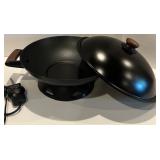 Electric Wok, Igloo 6 Cooler, and Vintage Metal Lunch Box Set Electric Wok, Igloo 6 Cooler, and Vintage Metal Lunch Box Set