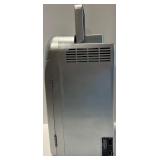 Electric Wok, Igloo 6 Cooler, and Vintage Metal Lunch Box Set Electric Wok, Igloo 6 Cooler, and Vintage Metal Lunch Box Set