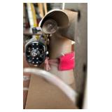 Antique Singer Sewing Machine in Wooden Table with Drawers