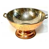 Set of Copper Chef Square Pan, Cooling Rack and Benjamin & Medwin Copper Colander Set of Copper Chef Square Pan, Cooling Rack and Benjamin & Medwin Copper Colander