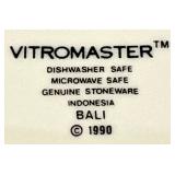 Collection of Kitchenware Items Featuring Wooden Utensils, Bowls, and Baskets and Cooking Accessories Collection of Kitchenware Items Featuring Wooden Utensils, Bowls, and Baskets and Cooking Accessories