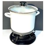 Collection of Cooking and Serving Dishes including 4 Vintage Corning Ware Bowls with lid, Corning Wear Baking Dish,  Swiss Fire Gel Collection of Cooking and Serving Dishes including 4 Vintage Corning Ware Bowls with lid, Corning Wear Baking Dish,  Swiss Fire Gel