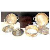 Set of Silver-Plated Serving Dishes with Filigree Handles and 3 storage bags Set of Silver-Plated Serving Dishes with Filigree Handles and 3 storage bags