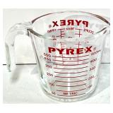 Collection of Anchor and Pyrex Glass Baking Dishes Collection of Anchor and Pyrex Glass Baking Dishes