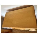 Vintage Wooden 5-Drawer Chest of Drawers Vintage Wooden 5-Drawer Chest of Drawers