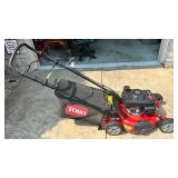 Toro Super Bagger Lawn Mower with Honda Engine Toro Super Bagger Lawn Mower with Honda Engine
