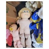 Cabbage Patch Dolls Clothing and Box  Fun Vintage Lot