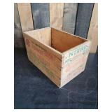 Vintage Wooden Nitro Kleanbore Box in Good Solid Condition