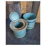 Falls City The Anglers Choice Minnow Bucket and Minnow Trap