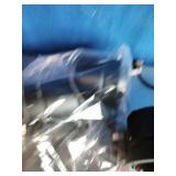 7 Recessed Can Lights 7 Recessed Can Lights