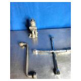 Folding Lug Wrench Folding Lug Wrench