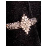 10K Gold 1/5 ct tw Diamond Marquise-Design Ring 10K Gold 1/5 ct tw Diamond Marquise-Design Ring