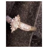 10K Gold 1/5 ct tw Diamond Marquise-Design Ring 10K Gold 1/5 ct tw Diamond Marquise-Design Ring