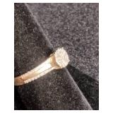 10K Yellow Gold 1/5 ct tw Diamond Ring - Size 8 10K Yellow Gold 1/5 ct tw Diamond Ring - Size 8